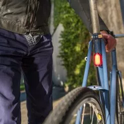 Infini R&uuml;cklicht Olley Mit Akku Schwarz -Miche Verkäufe infini ruecklicht olley mit akku schwarz4