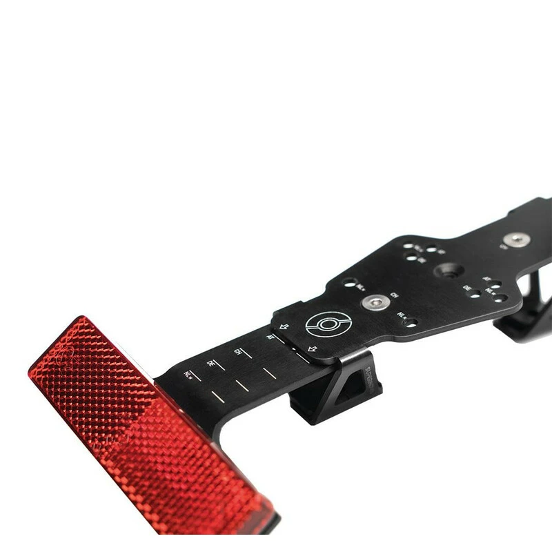 Supernova L1e Universal Legal Kit, Verstellbarer Kennzeichenhalter Für Montage Am Schutzblech Inkl. Reflektor, Passend Für M99 Tail Light 6 V Oder 12 V (Rücklicht Nicht Enthalten) 4 Supernova L1e Universal Legal Kit, Verstellbarer Kennzeichenhalter Für Montage Am Schutzblech Inkl. Reflektor, Passend Für M99 Tail Light 6 V Oder 12 V (Rücklicht Nicht Enthalten) – Bild 2